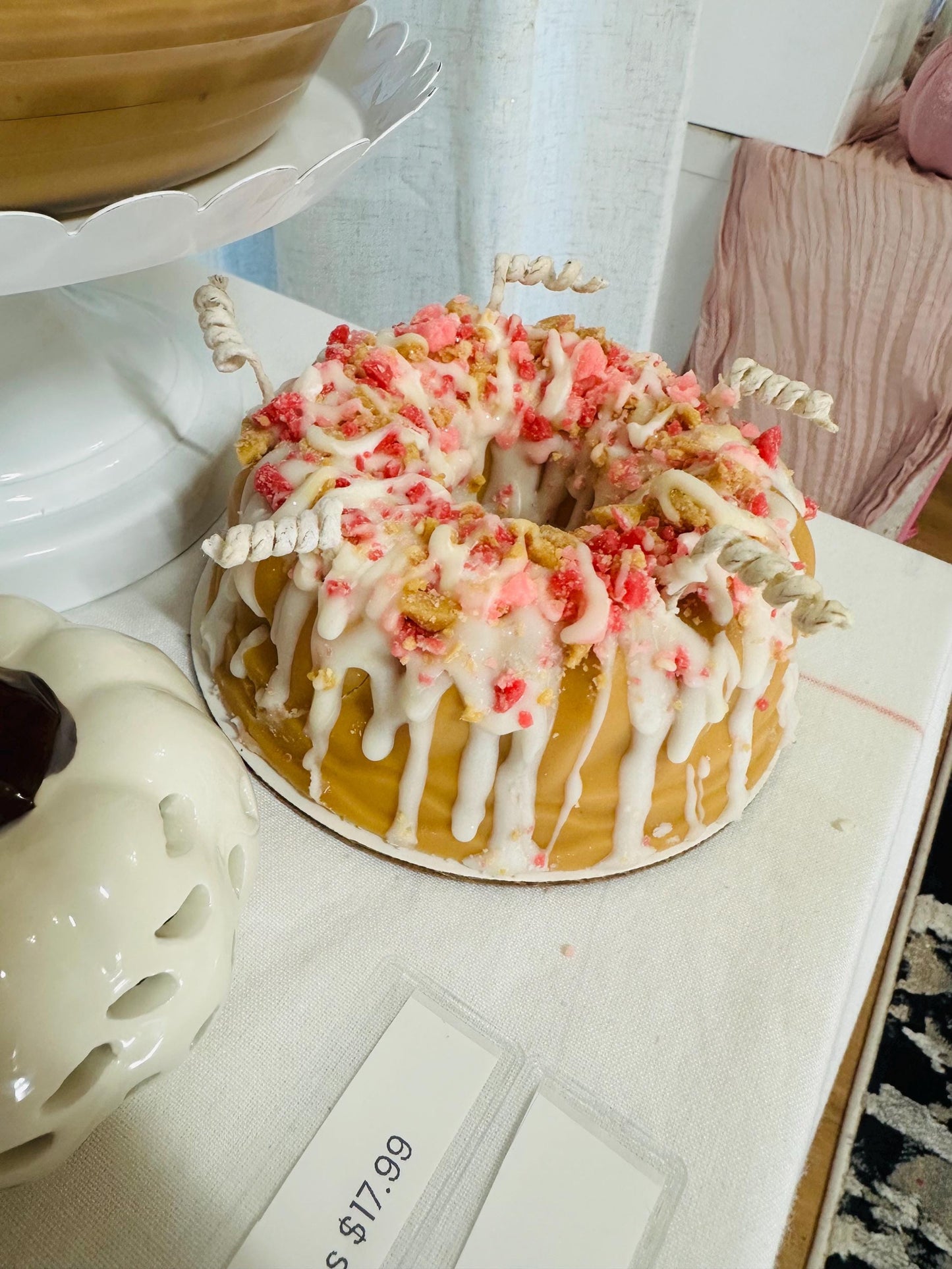 Bundt Cake Candle